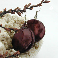 Lade das Bild in den Galerie-Viewer, Ohrhaken Ohrring 28mm Scheibe kaffeebraun-glänzend Kunststoff