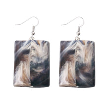 Lade das Bild in den Galerie-Viewer, Ohrhaken Ohrhänger Ohrringe 56x25mm Viereck Kunststoff braun-grau-marmoriert