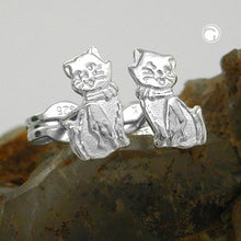 Lade das Bild in den Galerie-Viewer, Ohrstecker Ohrring 8x5mm Katze matt-glänzend Silber 925