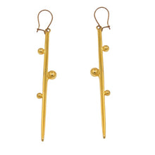 Lade das Bild in den Galerie-Viewer, Ohrhaken Ohrhänger Ohrringe 80mm Stab vergoldet Tombak
