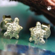 Lade das Bild in den Galerie-Viewer, Ohrstecker Ohrring 7x5,5mm Schildkröte glänzend diamantiert 9Kt GOLD
