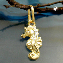 Lade das Bild in den Galerie-Viewer, Anhänger 14x7mm Seepferdchen glänzend 9Kt GOLD
