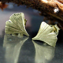 Lade das Bild in den Galerie-Viewer, Ohrstecker Ohrring 9mm Ginkgoblatt glänzend 9Kt GOLD
