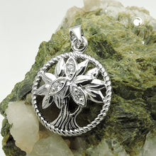 Lade das Bild in den Galerie-Viewer, Anhänger 15mm Lebensbaum mit Zirkonias glänzend rhodiniert geschwärzt Silber 925

