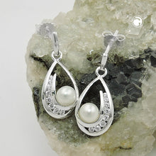 Lade das Bild in den Galerie-Viewer, Ohrstecker Ohrring Ohrhänger 20x9mm Süßwasserzuchtperle mit Zirkonias Silber 925
