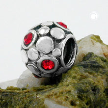 Lade das Bild in den Galerie-Viewer, Anhänger 10x8mm Perle Bead mit Glassteinen rot rhodiniert Silber 925
